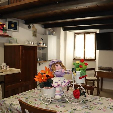 Twins' Historical Apartment トレビ エクステリア 写真